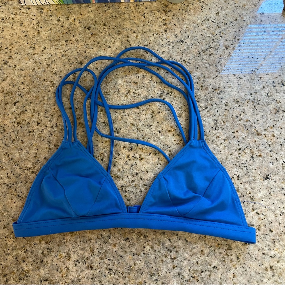 swim top